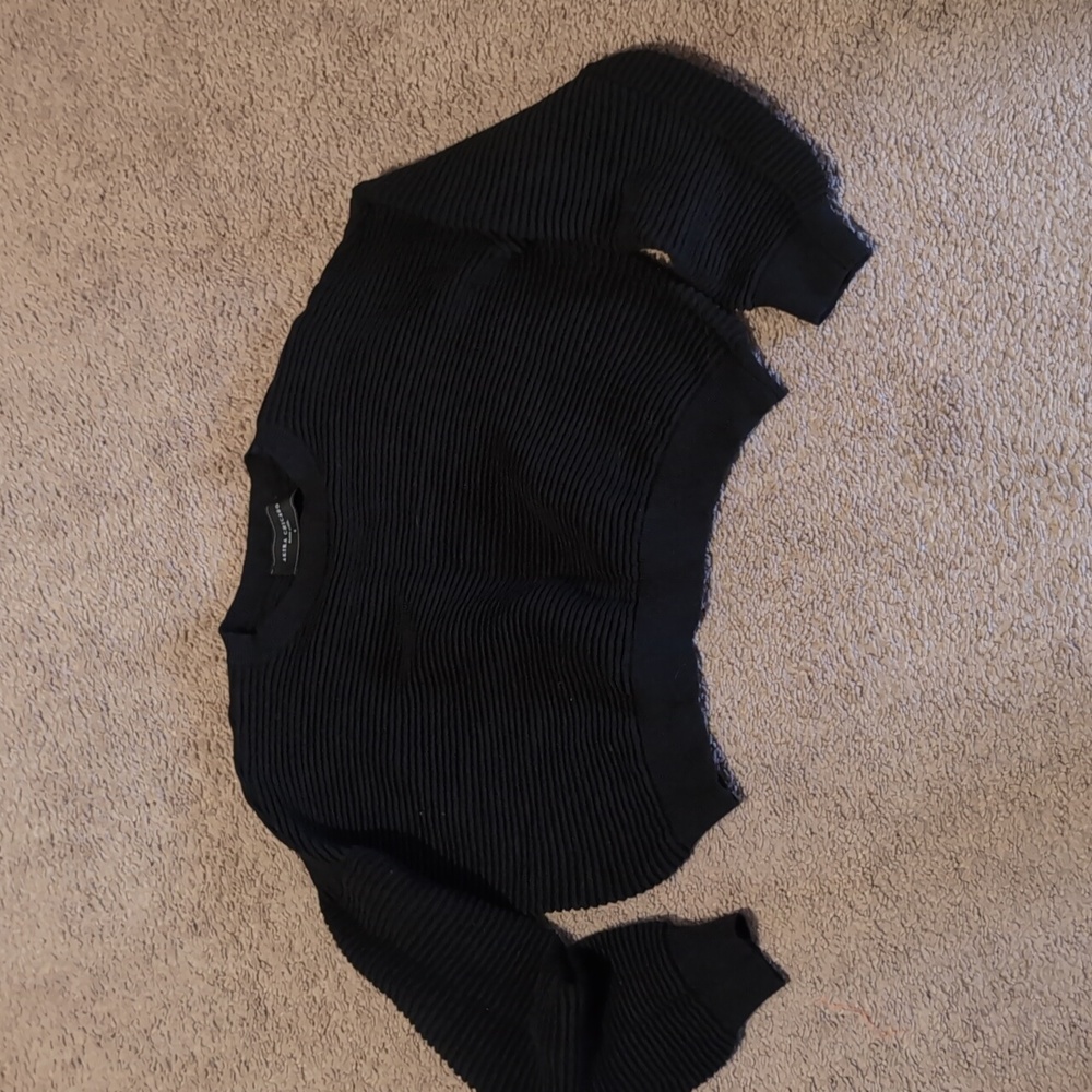 Akira Chicago crop sweater